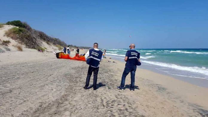 capitaneria di porto in spiaggia-2