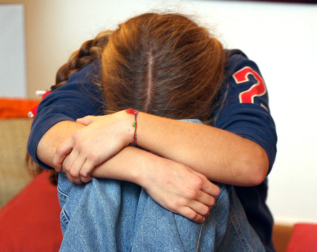 bambina maltratta dai genitori