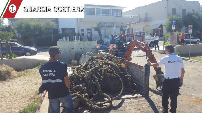 sequestro ormeggi capitaneria-2