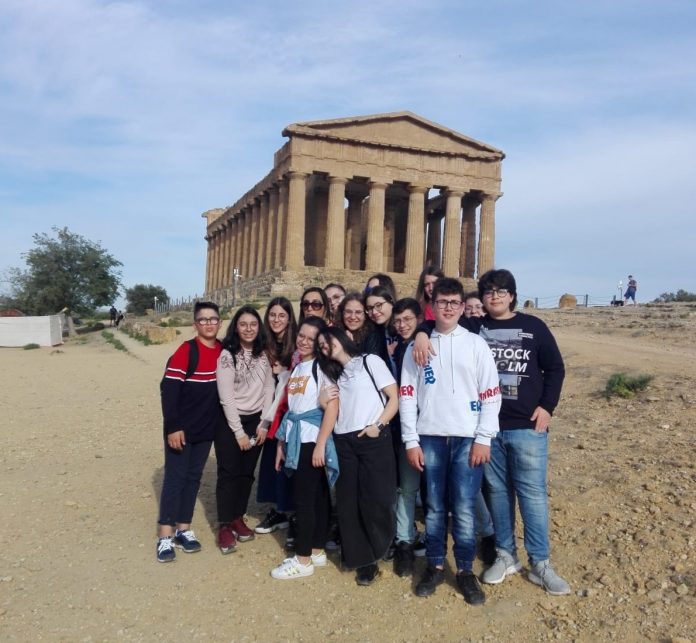 fd5497b7-d780-4fdb-a804-7800b5e91409