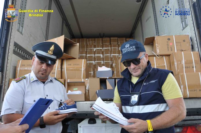 2.Sequestro.scarpe.09.08.2019