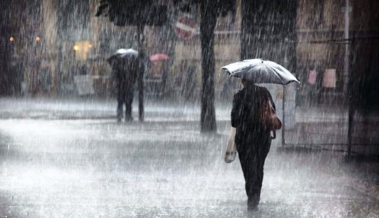 Torna l’inverno in Puglia, allerta meteo della Protezione Civile su tutta la regione Torna l’inverno in Puglia, allerta meteo della Protezione Civile su tutta la regione