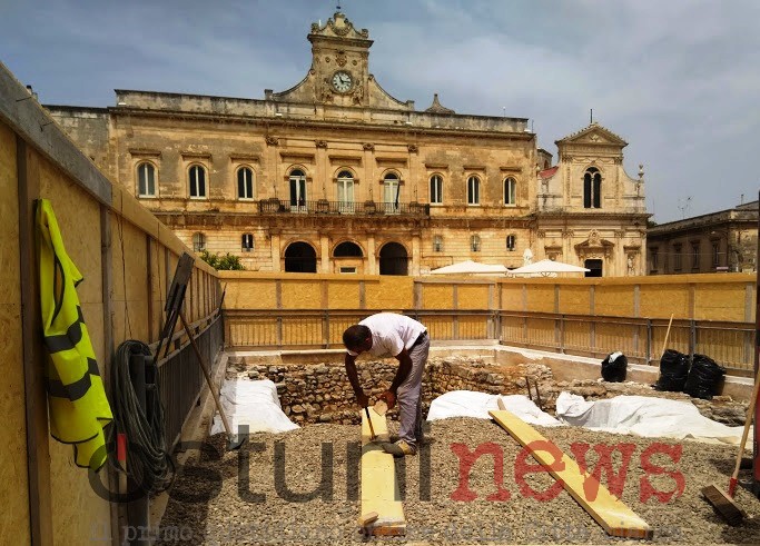 copertura scavo piazza 1