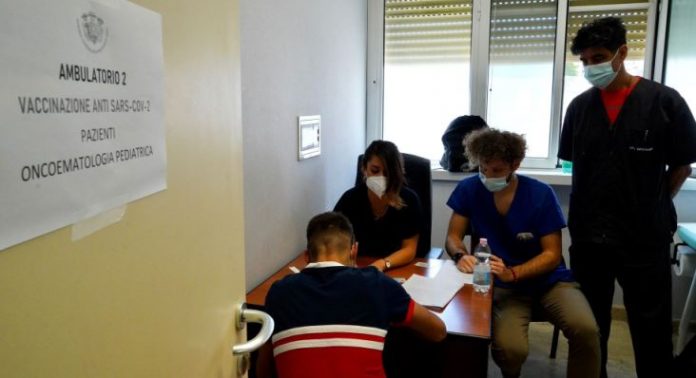 vaccinazioni adolescenti fragili