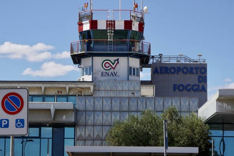 Aeroporto di Foggia, al ‘Gino Lisa’ volo di familiarizzazione