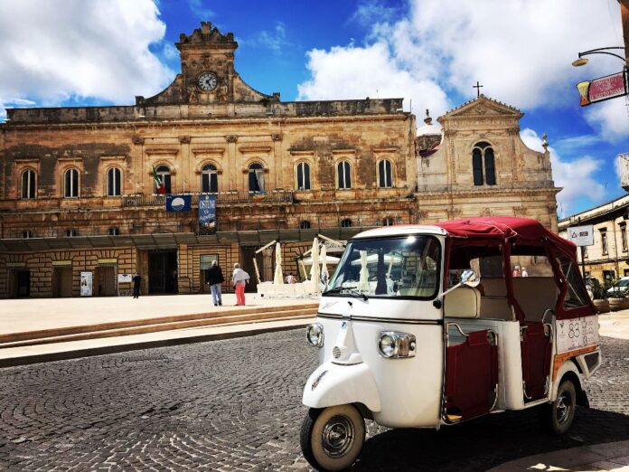 ape calessino ostuni